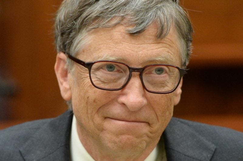 Bill Gates gelooft dat ook de welvaart van de armste landen met een beetje hulp de komende decennia flink kan verbeteren. In een brief die hij dinsdag op de website van de Bill & Melinda Gates Foundation heeft geplaatst, zegt Gates dat de meeste landen tegen 2035 een hoger gemiddeld inkomen per hoofd van de bevolking zullen hebben dan China nu. Microsoft-oprichter Bill Gates, de rijkste man ter wereld, schat dat in 2035 geen enkele natie zo arm zal zijn als een van de 35 landen die nu door de Wereldbank als de landen met de laagste inkomens zijn ingeschaald. Daarbij houdt hij rekening met de inflatie.