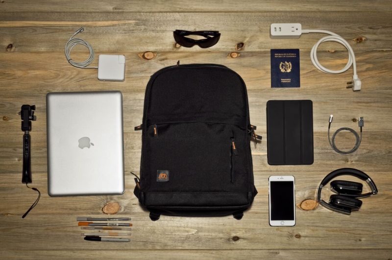 mos pack, smart luggage