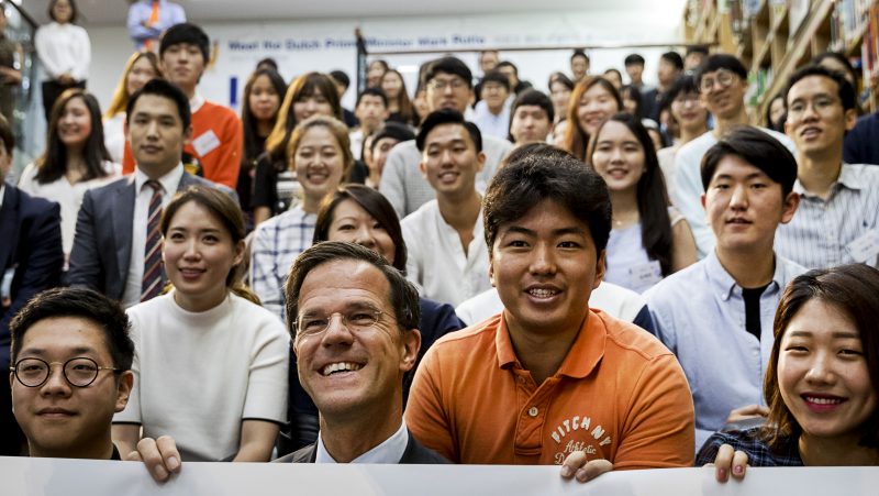 Handelsmissie Rutte Zuid-Korea: Ontbijt met Koreaanse studenten