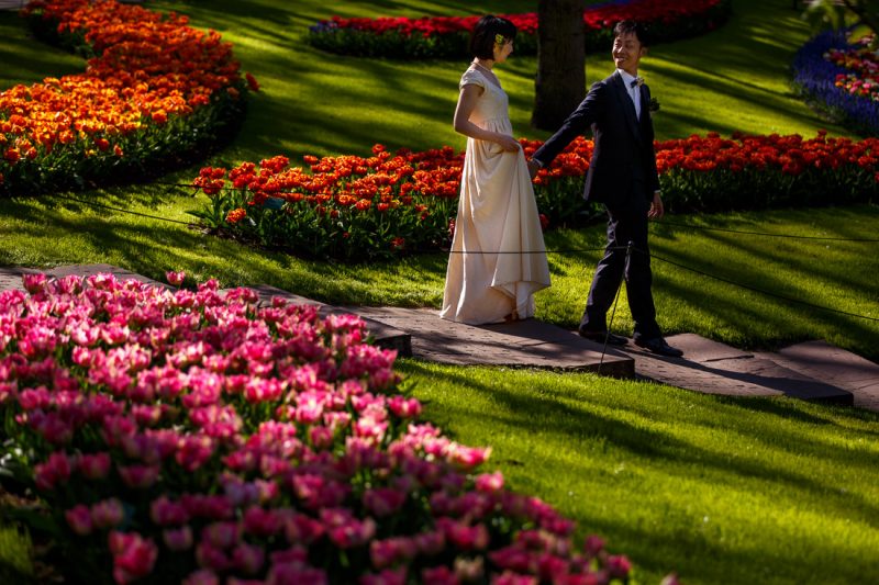 engagement-shoot-amsterdam-tulips-keukenhof-wedding-photographer-netherlands-evert-doorn-10