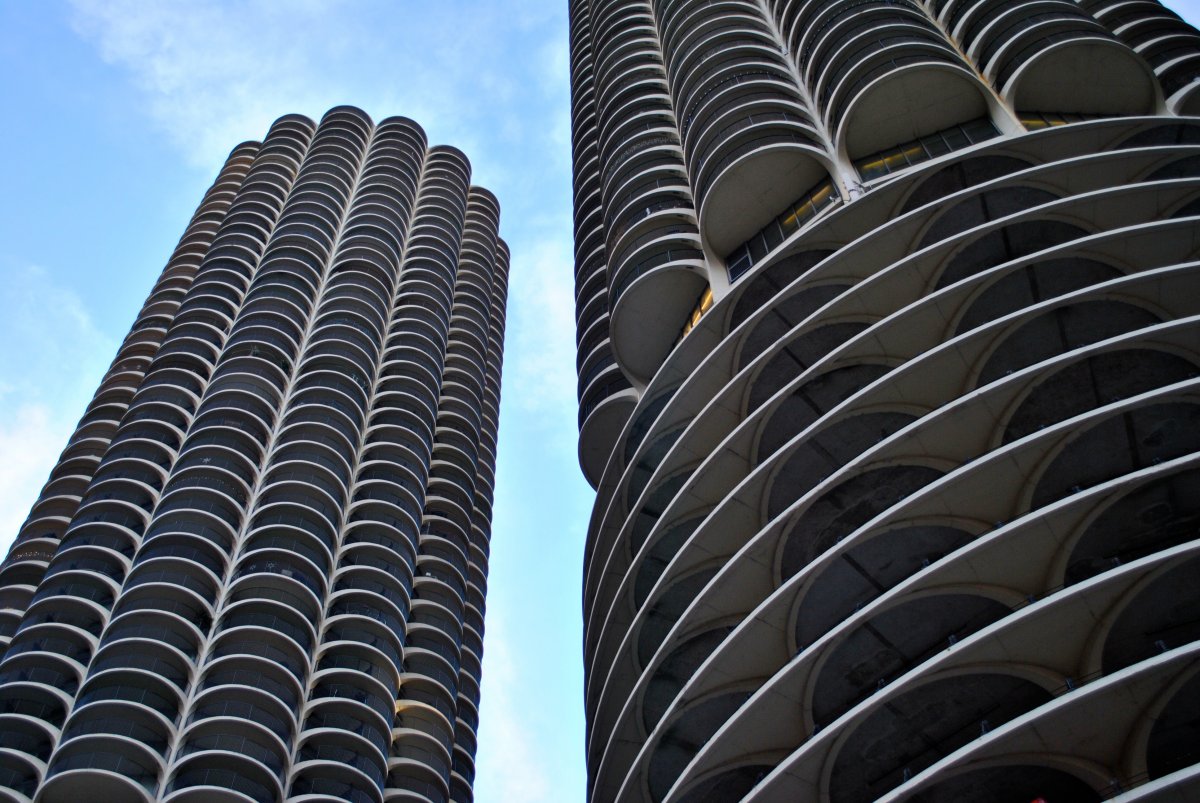 chicagos-marina-city-apartments-are-to-say-the-least