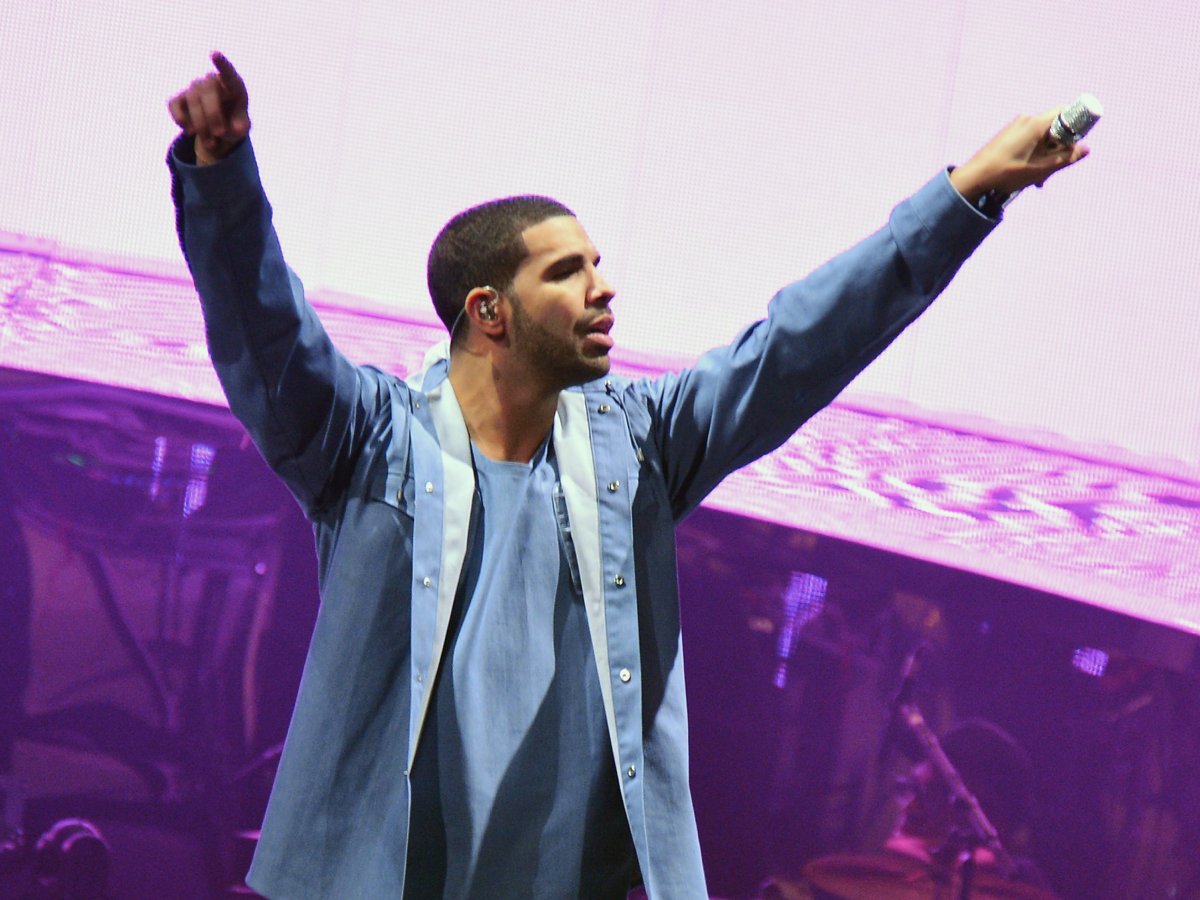 drake take-care-was-another-hit-it-sold-631000-copies-in-its-first-week