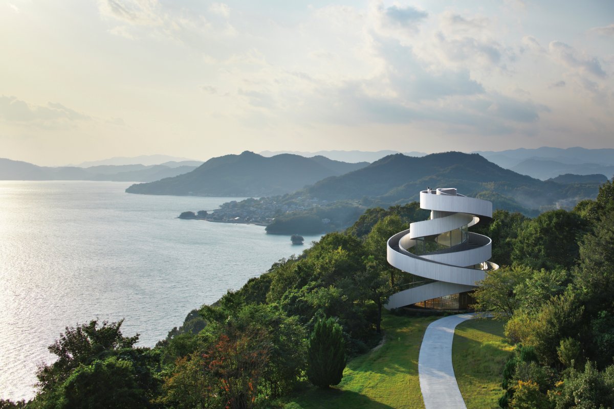 in-onomichi-japan-couples-frequently-turn-to-the-ribbon-chapel