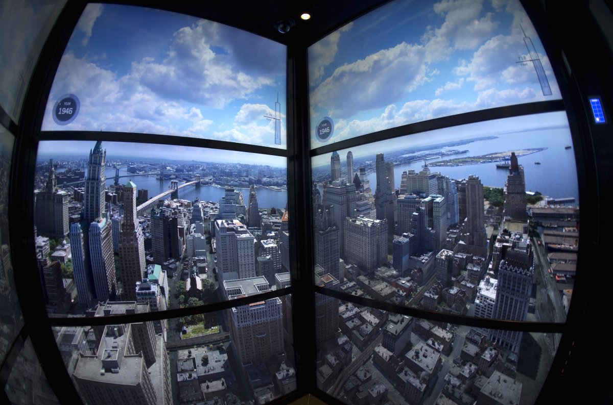 in-the-elevator-going-up-to-the-observation-deck-theres-a-timelapse-projection