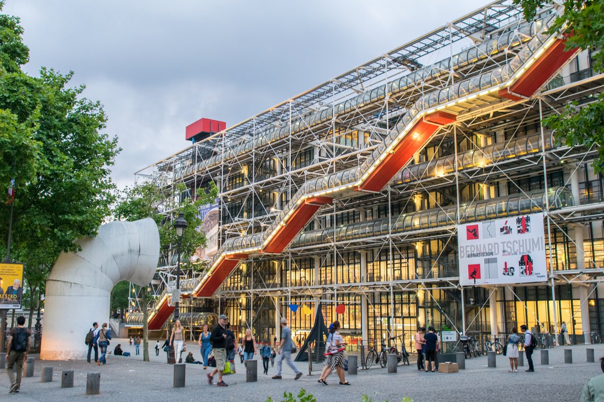 the-whimsical-pompidou-center-in-paris-is-a-postmodern-masterwork