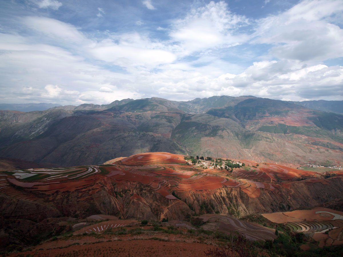 the-dongchuan-red-land-is-located-in-the-town-of-xintian-in-china