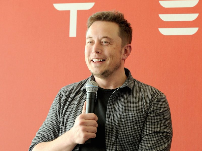 musk-one-thing-he-always-makes-time-for-no-matter-what-showering