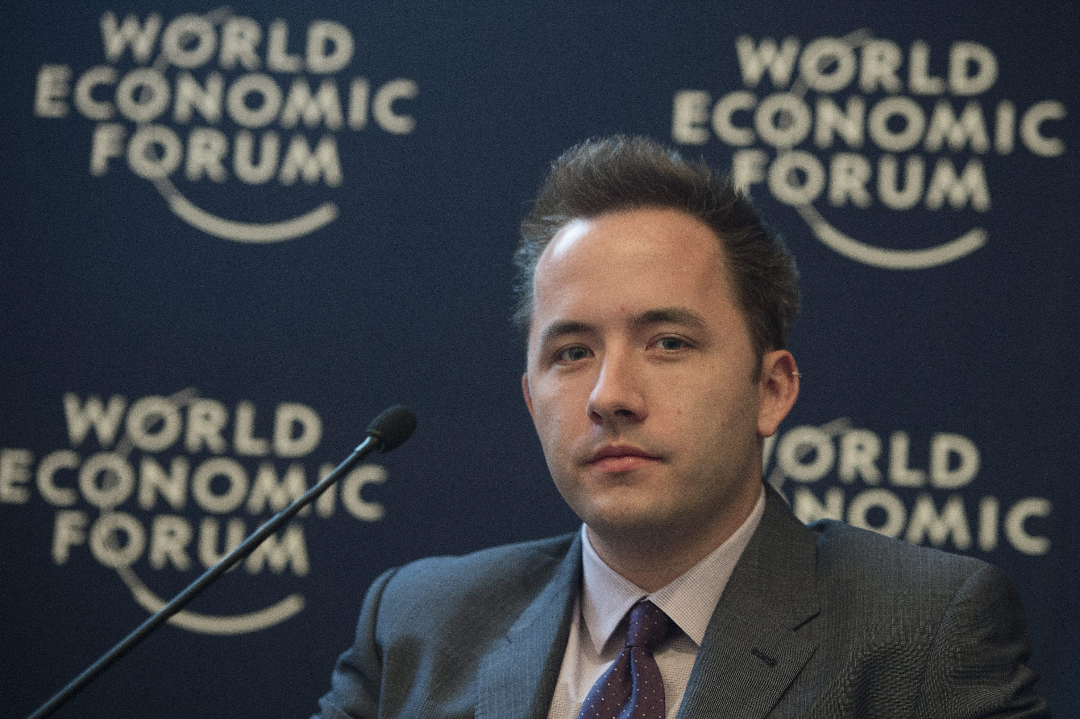 2013-01-22 11:56:25 epa03551391 Drew Houston, Chief Executive Officer, Dropbox, attends a panel session during a panel session of the 43rd Annual Meeting of the World Economic Forum, WEF, in Davos, Switzerland, 23 January 2013. The overarching theme of the meeting, which takes place from 23 to 27 January 2013, is 'Resilient Dynamism'. EPA/JEAN-CHRISTOPHE BOTT