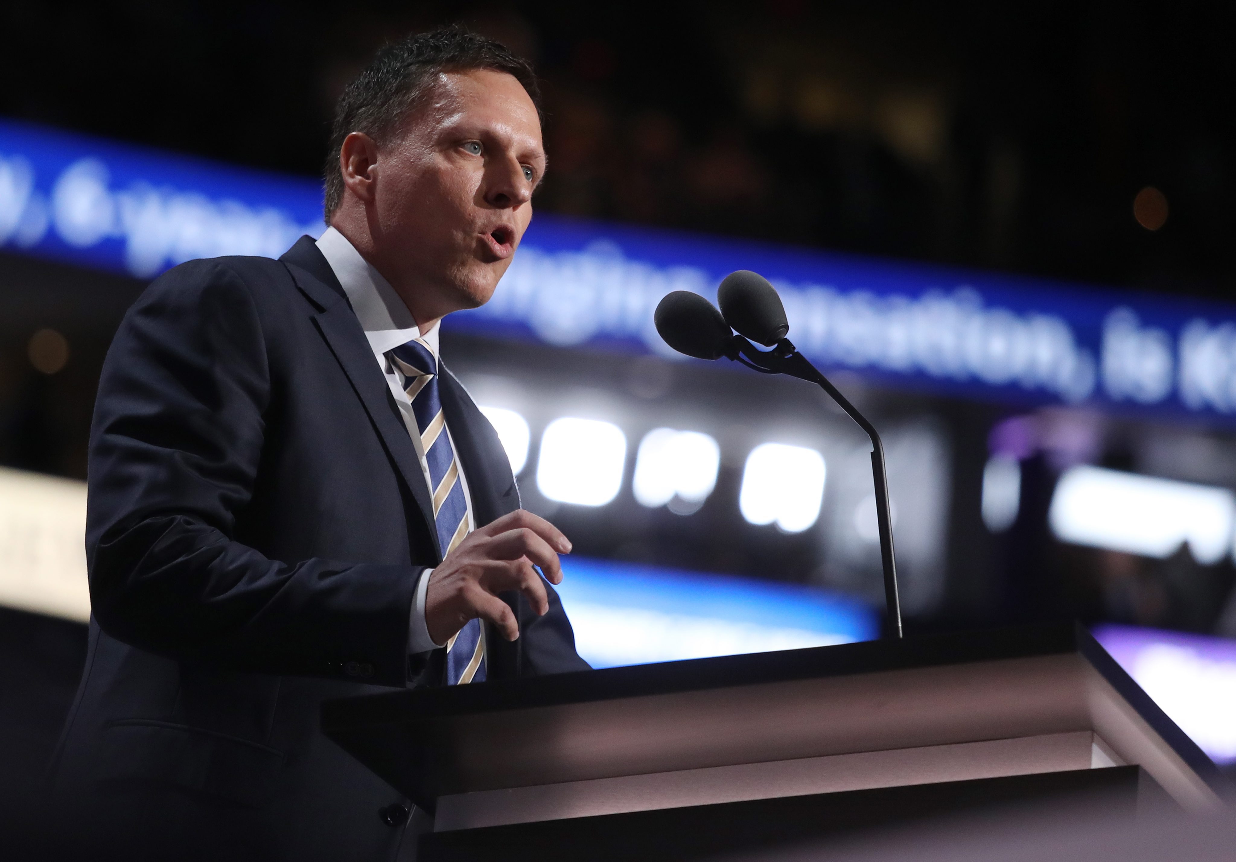 2016-07-21 16:26:52 epa05435871 Peter Thiel speaks during the final day of the 2016 Republican National Convention at Quicken Loans Arena in Cleveland, Ohio, USA, 21 July 2016. The four-day convention is expected to end with Donald Trump formally accepting the nomination of the Republican Party as their presidential candidate in the 2016 election. EPA/ANDREW GOMBERT