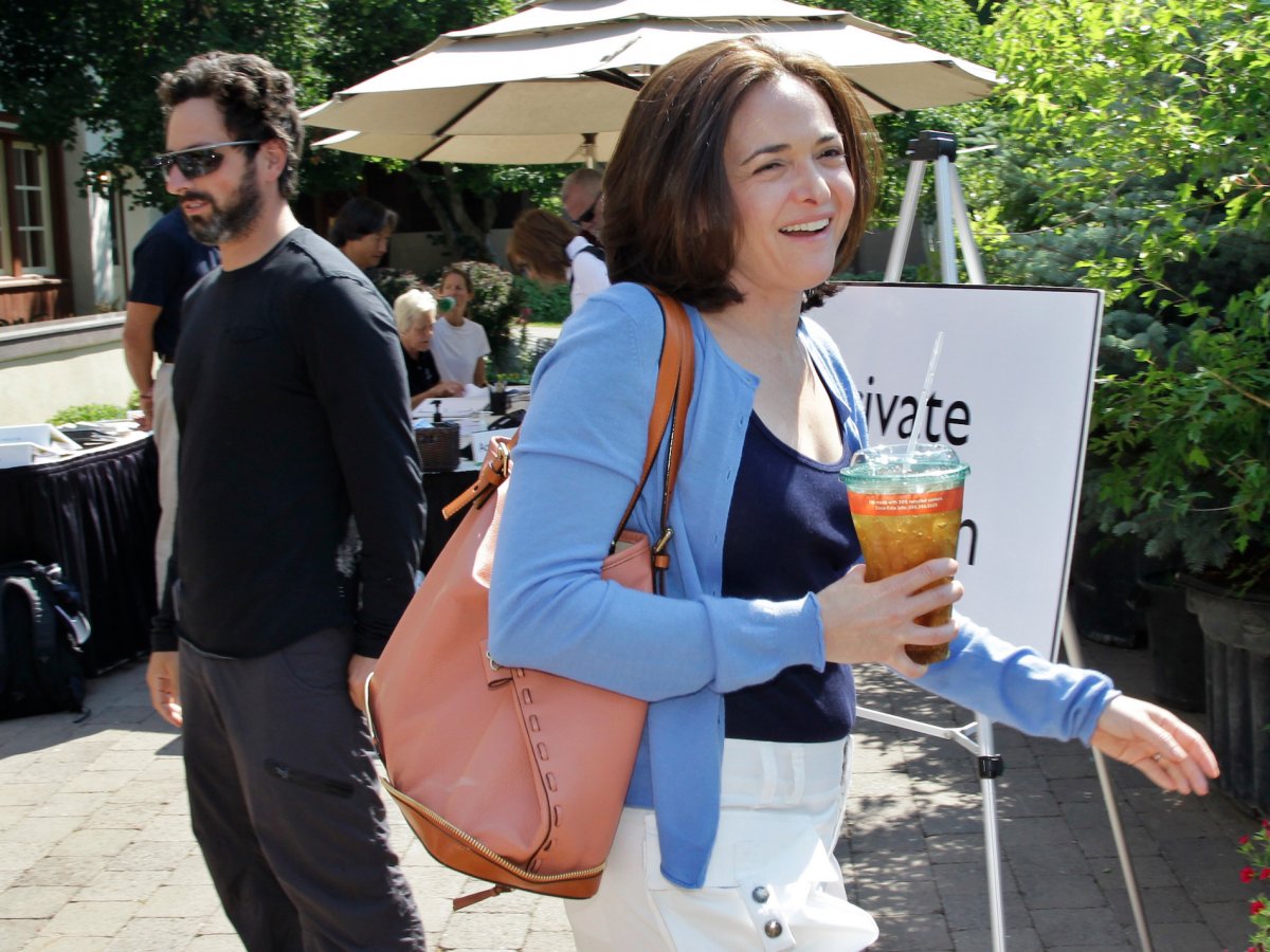 sandberg-is-an-early-riser-who-plans-her-morning-around-dropping-her-two-children