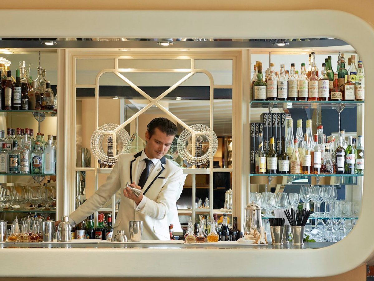 1-american-bar-the-savoy-hotel-london-london-england
