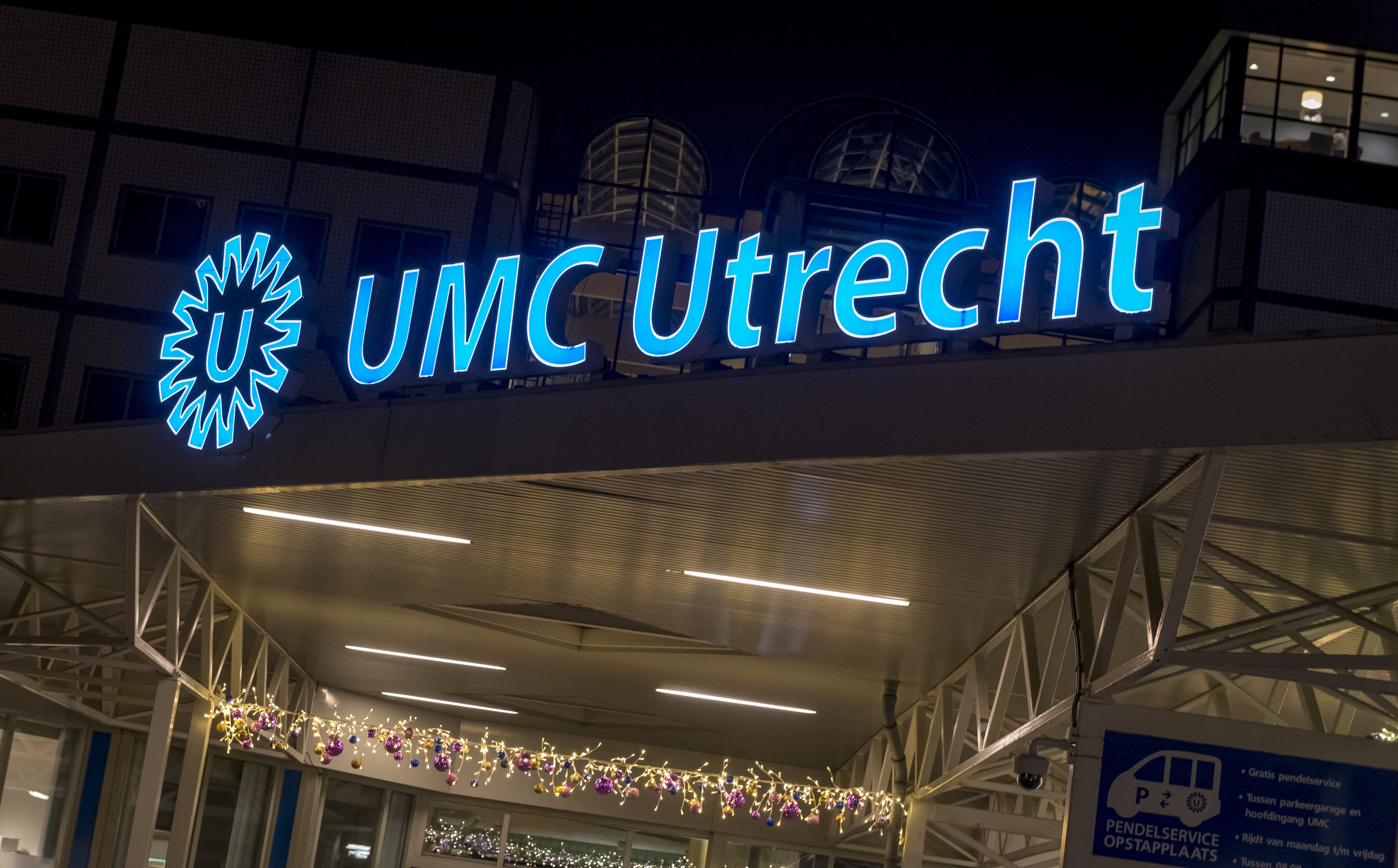 2016-12-27 18:13:58 UTRECHT - Exterieur van het Universitair Medisch Centrum (UMC) in Utrecht. Het ziekenhuis onderzoekt of er een procedurefout is gemaakt in het IVF-laboratorium. ANP LEX VAN LIESHOUT