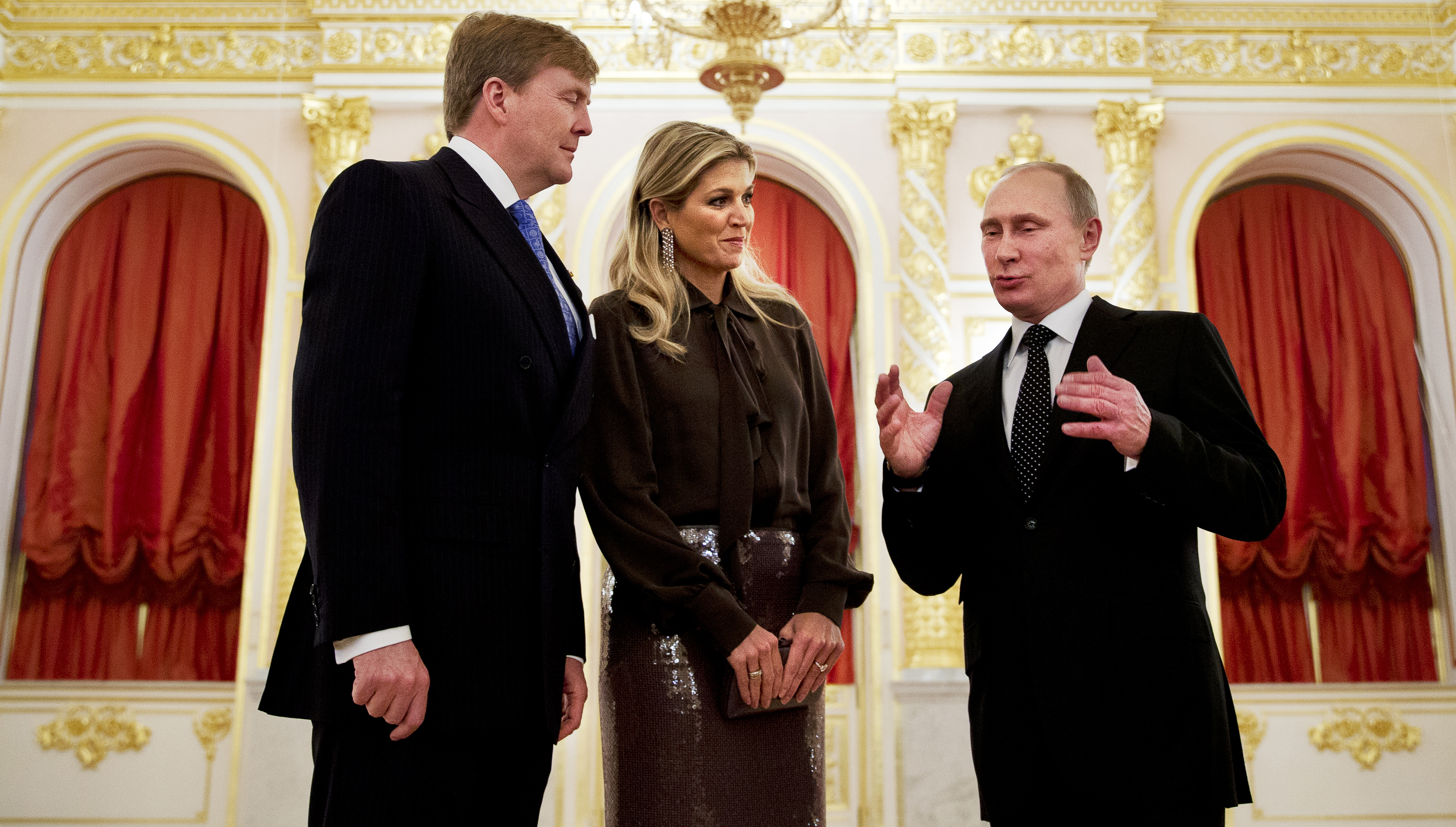 2013-11-08 19:26:50 MOSKOU - Koning Willem-Alexander en koningin Maxima worden door president Vladimir Poetin ontvangen in het Kremlin. Het tweedaags koninklijk bezoek vindt plaats in het kader van het Nederland-Rusland jaar. ANP ROYAL IMAGES JERRY LAMPEN