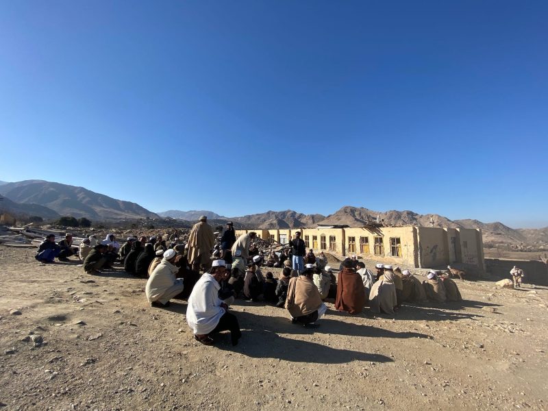 afghanistan school crowd
