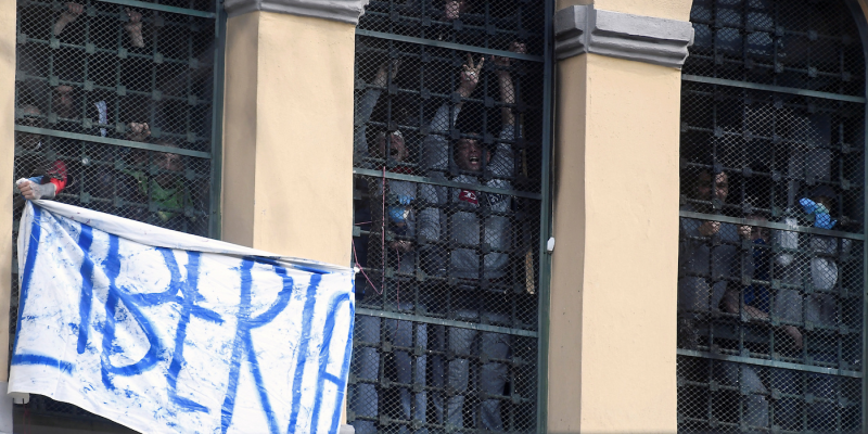 Italy prison riot coronavirus