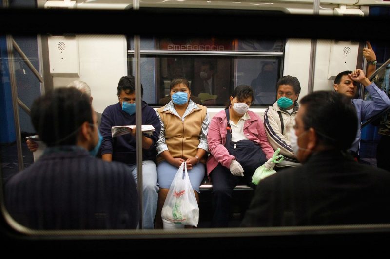 mexico bus masks swine flu risk