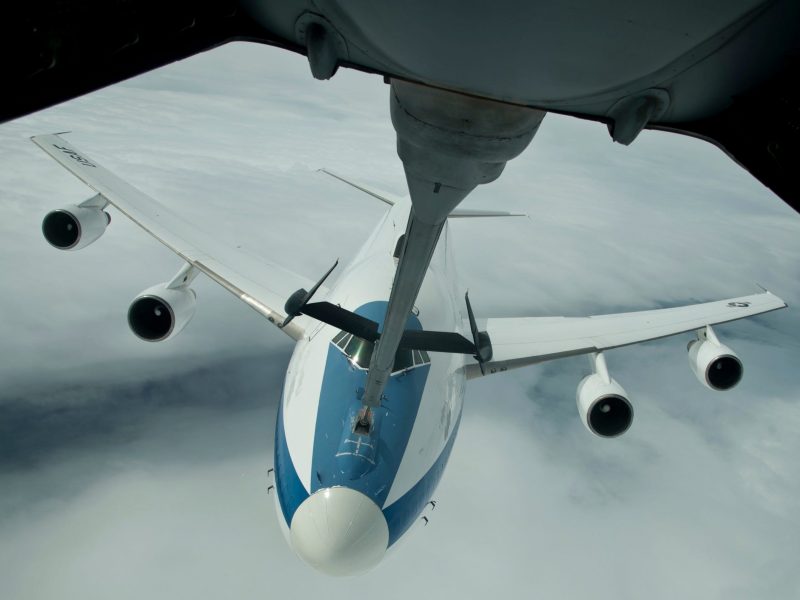 US Air Force Boeing 747 refueling