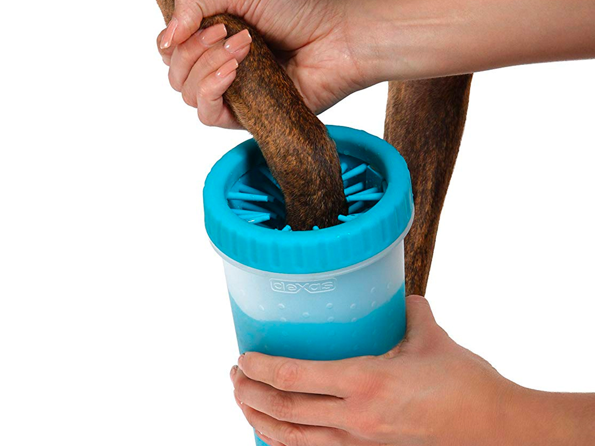 Dexas MudBuster Portable Dog Paw Cleaner2