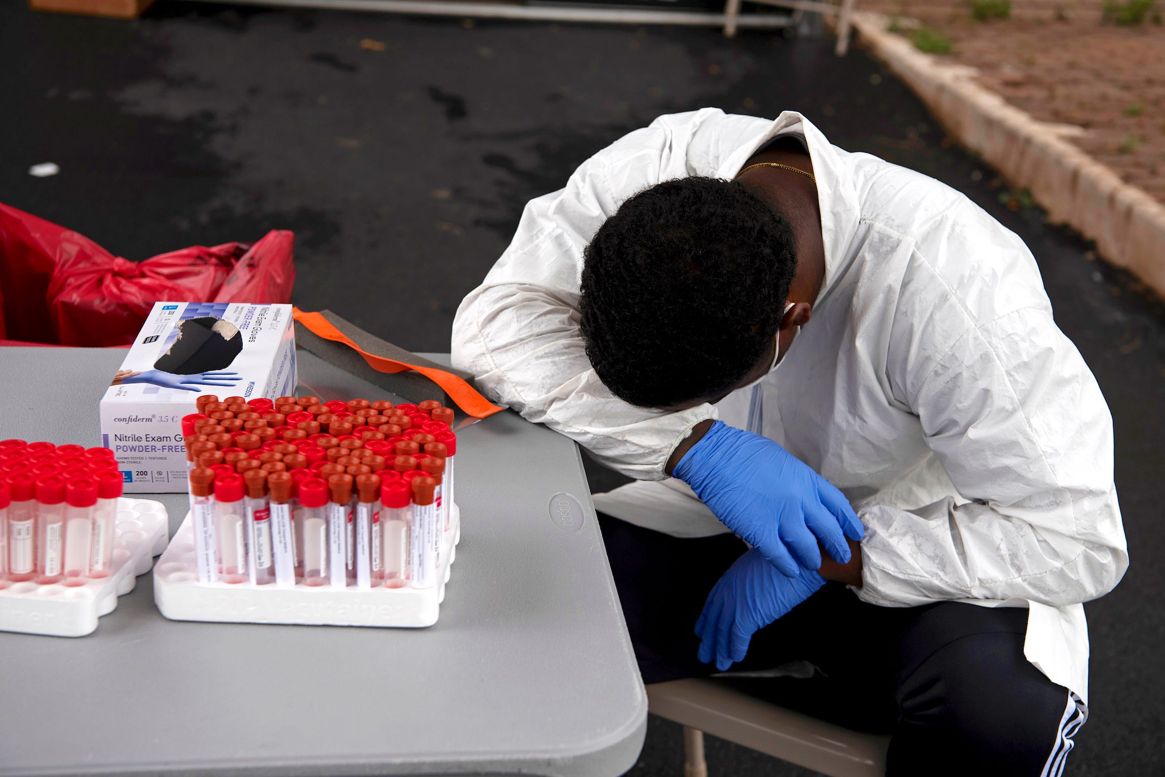 coronavirus testing shortage worker test site covid delay