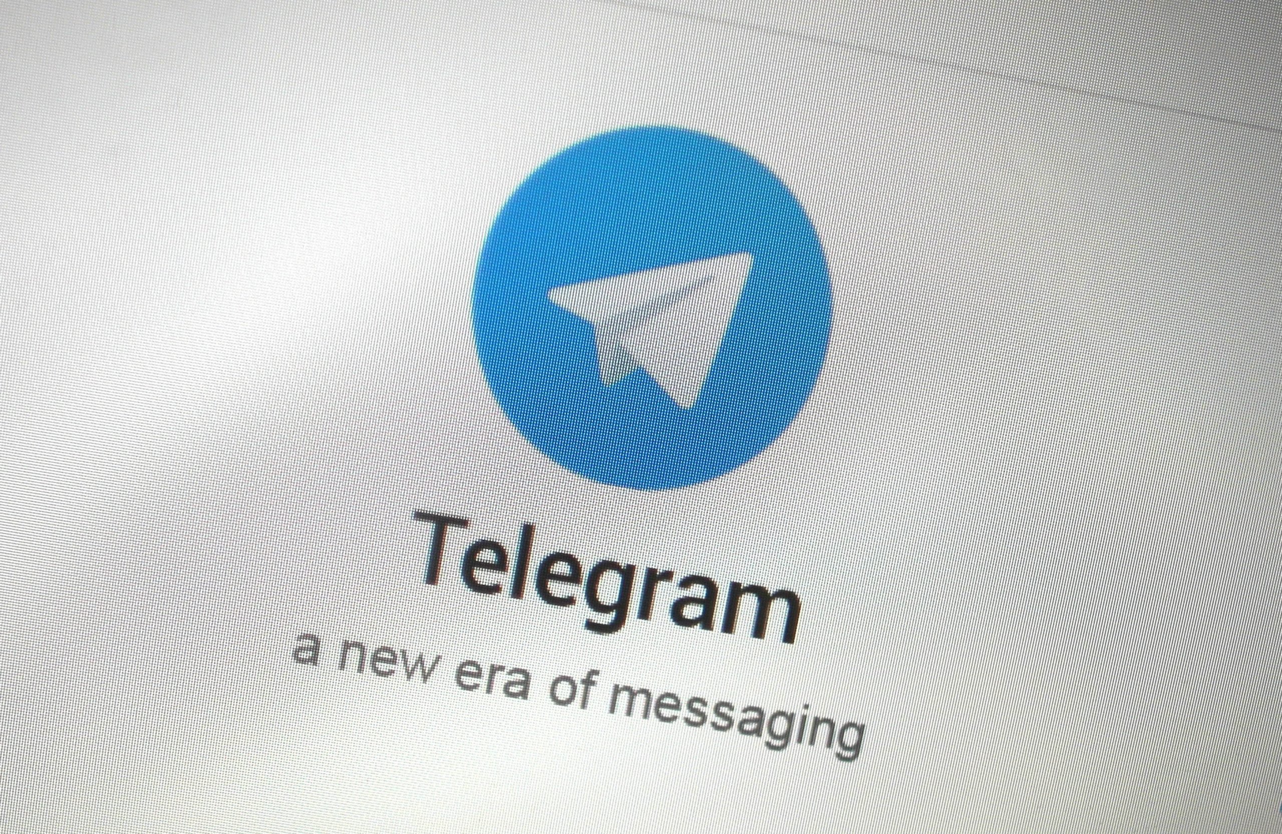FILE PHOTO: The Telegram messaging app logo is seen on a website in Singapore November 19, 2015.   REUTERS/Thomas White/File Photo